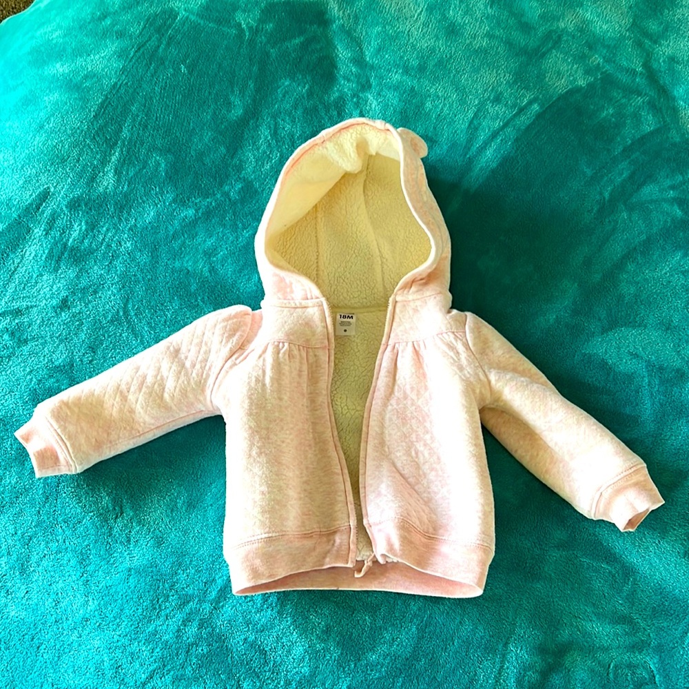 Carter’s 18M girls pink and white bear ear cozy hoodie!